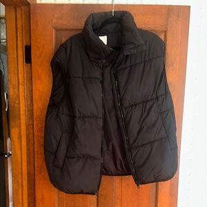 H&M Black Puffer Vest